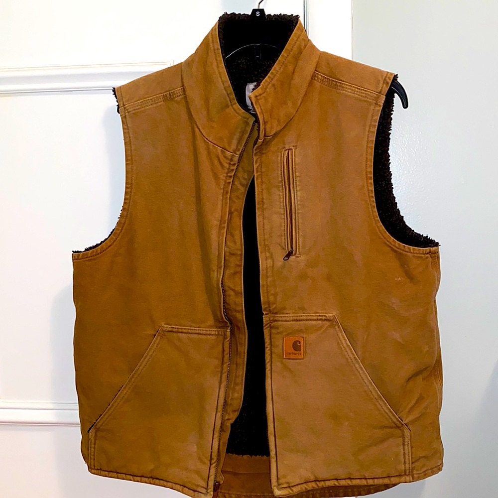 Men’s medium Carhartt vest